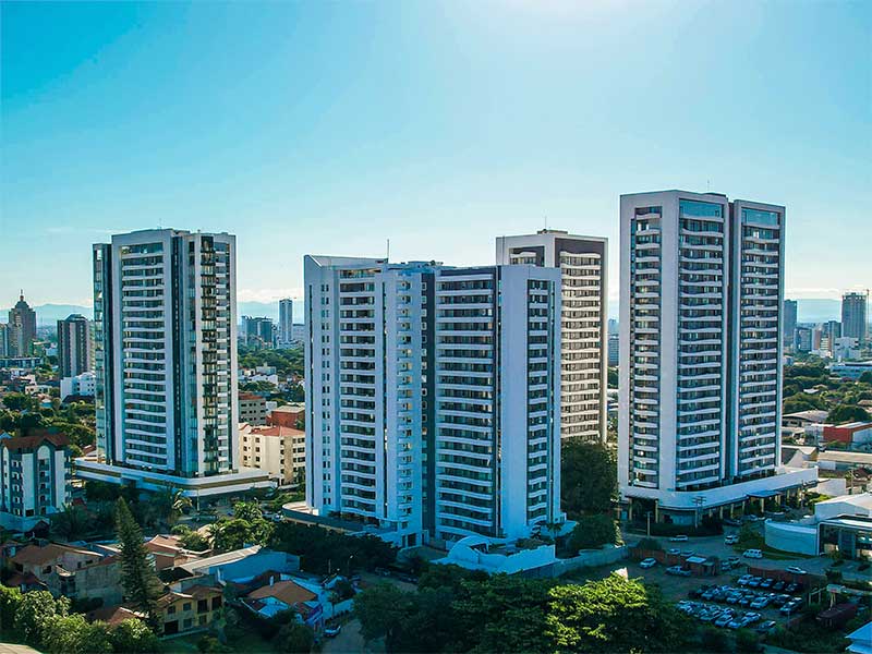 Alba: Moderno y amplio departamento