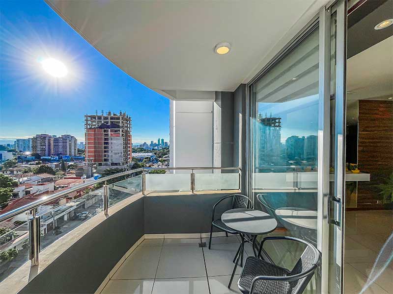 Alba: Moderno y amplio departamento